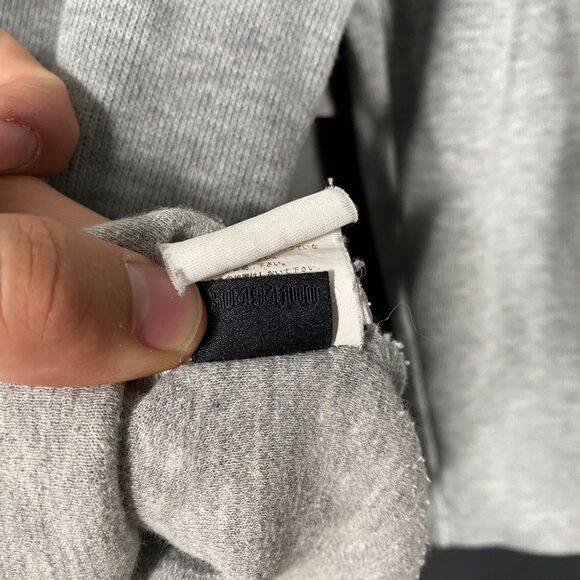 Y2K Oakley Scatter Skull Quarter Zip Sweater Gray mens size Large - Picture 8 of 8